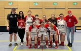 Kann im Rahmen der SG mit Amendingen und Augsburg noch Meister werden und heißt Neueinsteigerinnen jederzeit willkommen: das Damenteam der Red Hocks Kaufering.