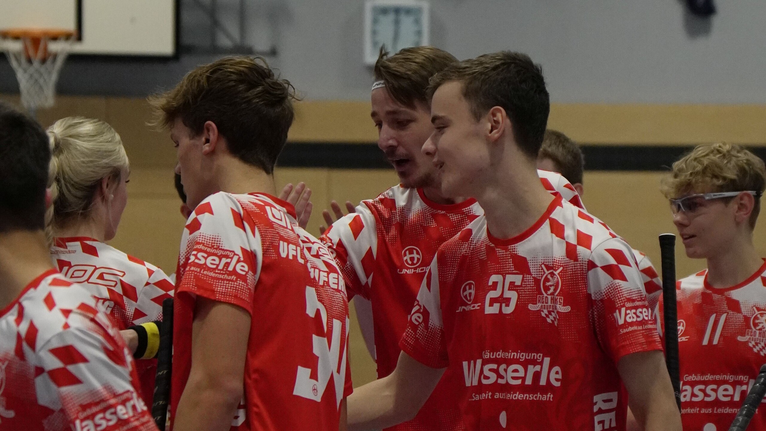 Da gab es was zu jubeln: Kauferings zweite Mannschaft ist erneut Regionalligameister. (Foto: Rubenwolf/Archiv)