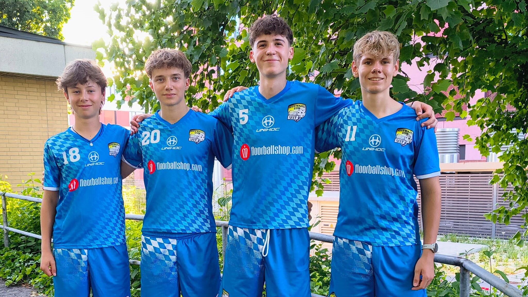 Valentin Bauer, Jeremias Probst, Luca Scharnagl und Paul Denk (v. links) kamen mit dem U17-Landeskader auf Rang drei ins Ziel. Probst wurde ins All-Star-Team berufen. (Foto: Mair)