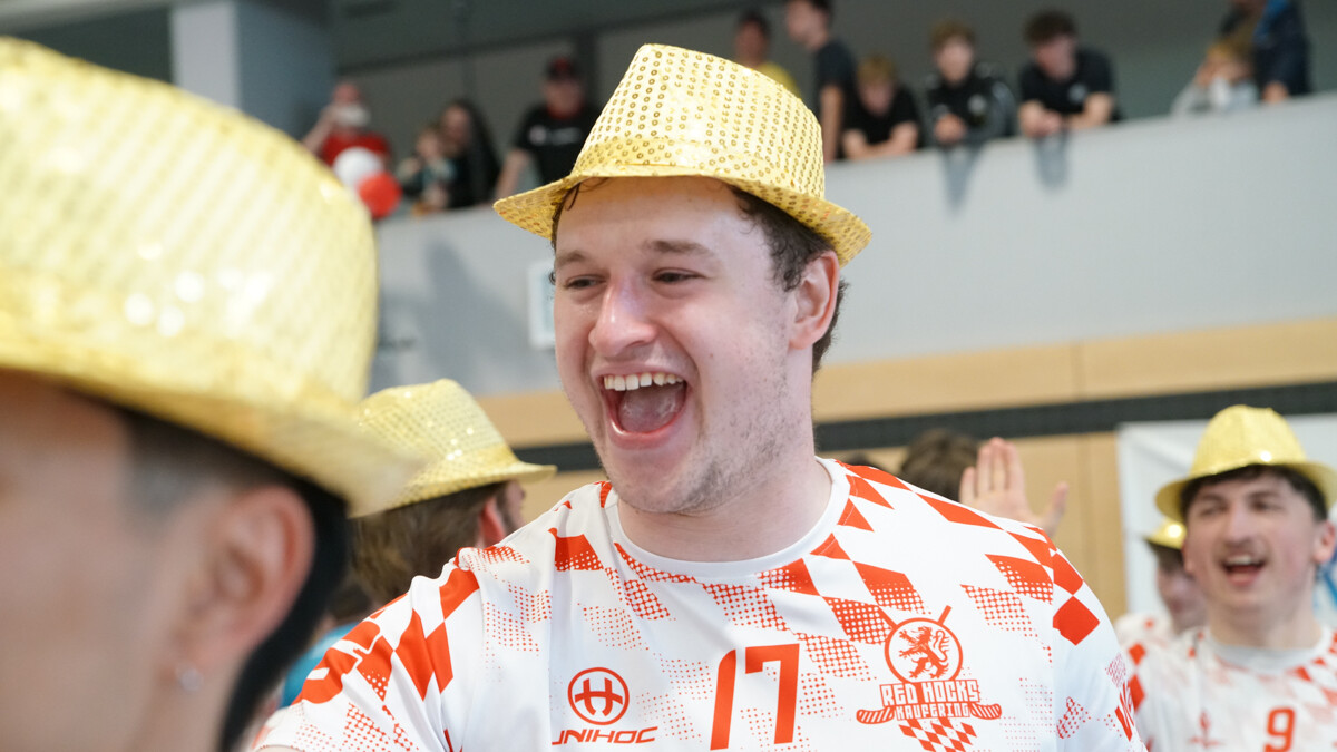 Raphael Heinzelmann hält weiterhin die langen Knochen für die Red Hocks hin. (Foto: Finkenzeller)