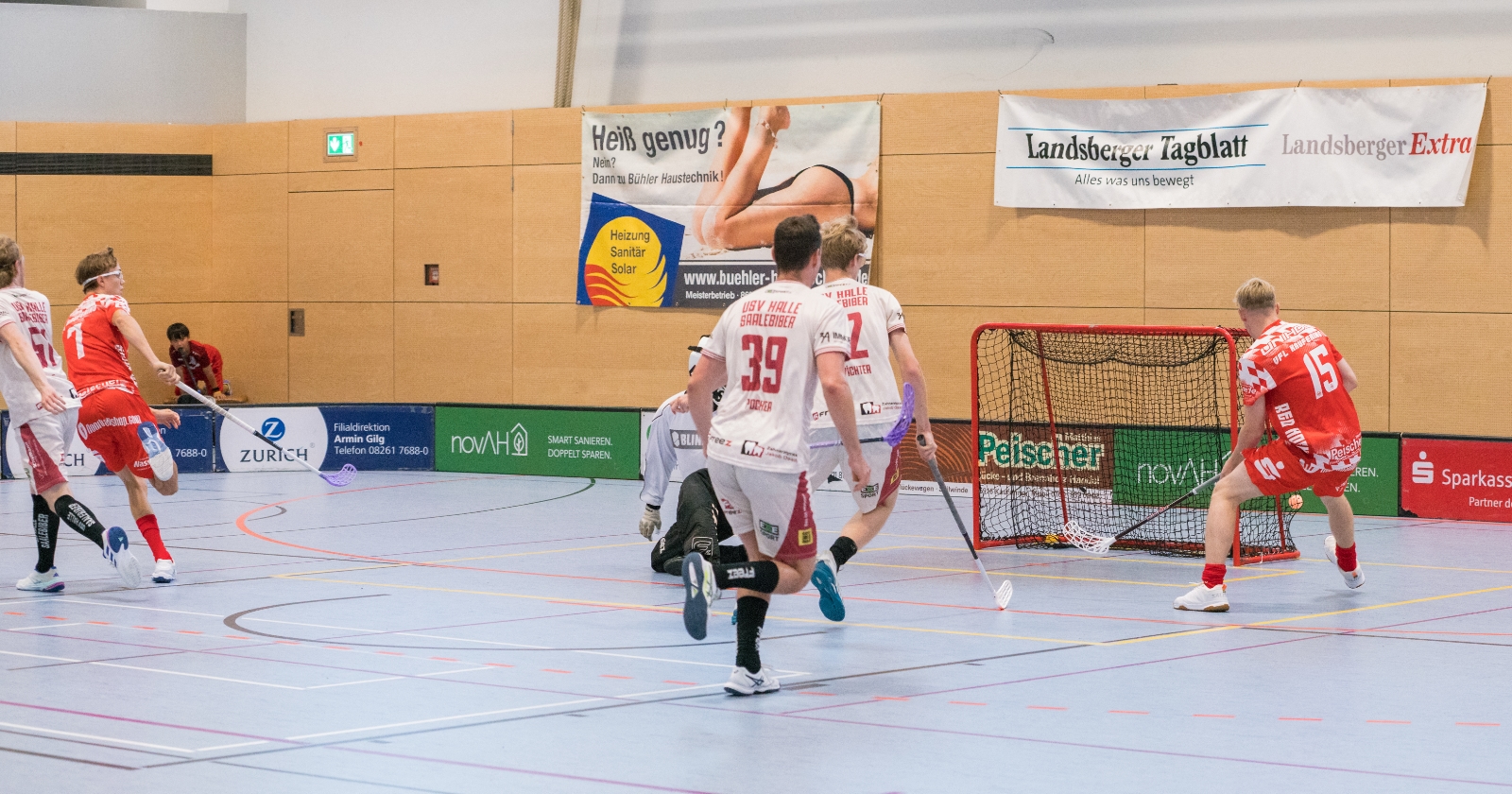 Johannes Probst (Nummer 7) gelang das erste Kauferinger Tor der Saison. (Foto: Finkenzeller) Johannes Probst (Nummer 7) gelang das erste Kauferinger Tor der Saison. (Foto: Finkenzeller)