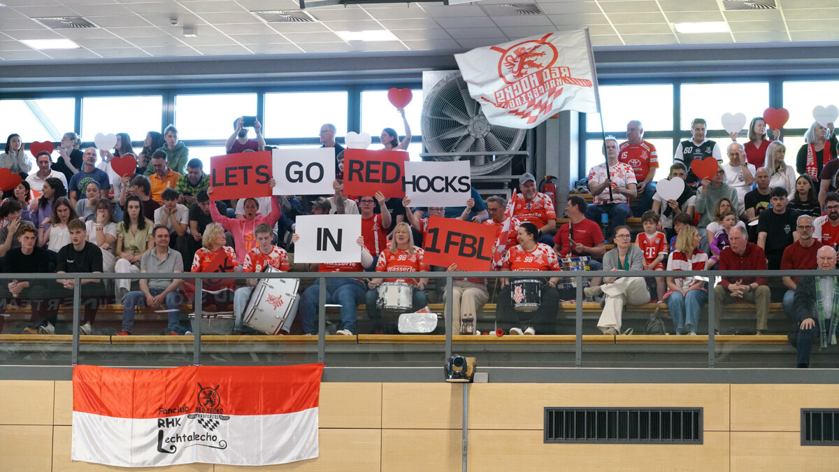 Zurück in der 1. FBL: Die Red Hocks freuen sich auf energiegeladene Heimspiele (Foto: Finkenzeller)