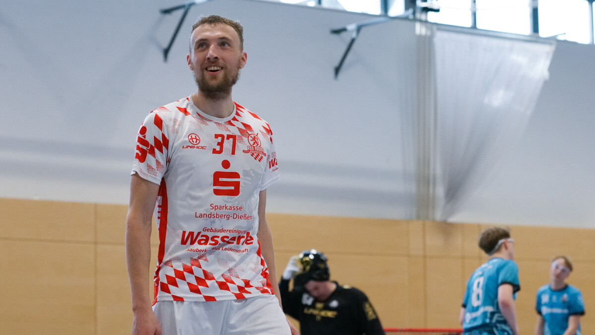 Der Aufstiegs-Torschütze geht mit: Tobias Hutter und die Red Hocks nehmen erneut gemeinsam Kurs die 1. FBL. (Foto: Finkenzeller)