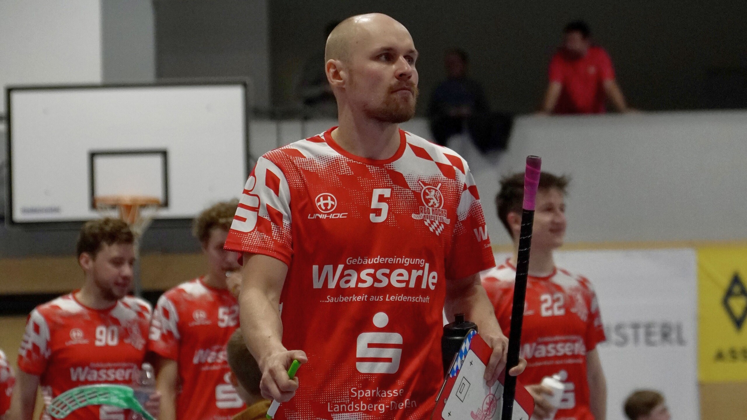 Startklar für die heiße Saisonphase: Toni Lahtinen und die Red Hocks blicken dem Start in die Playoffs bei Tollwut Ebersgöns entgegen. (Foto: Rubenwolf)
