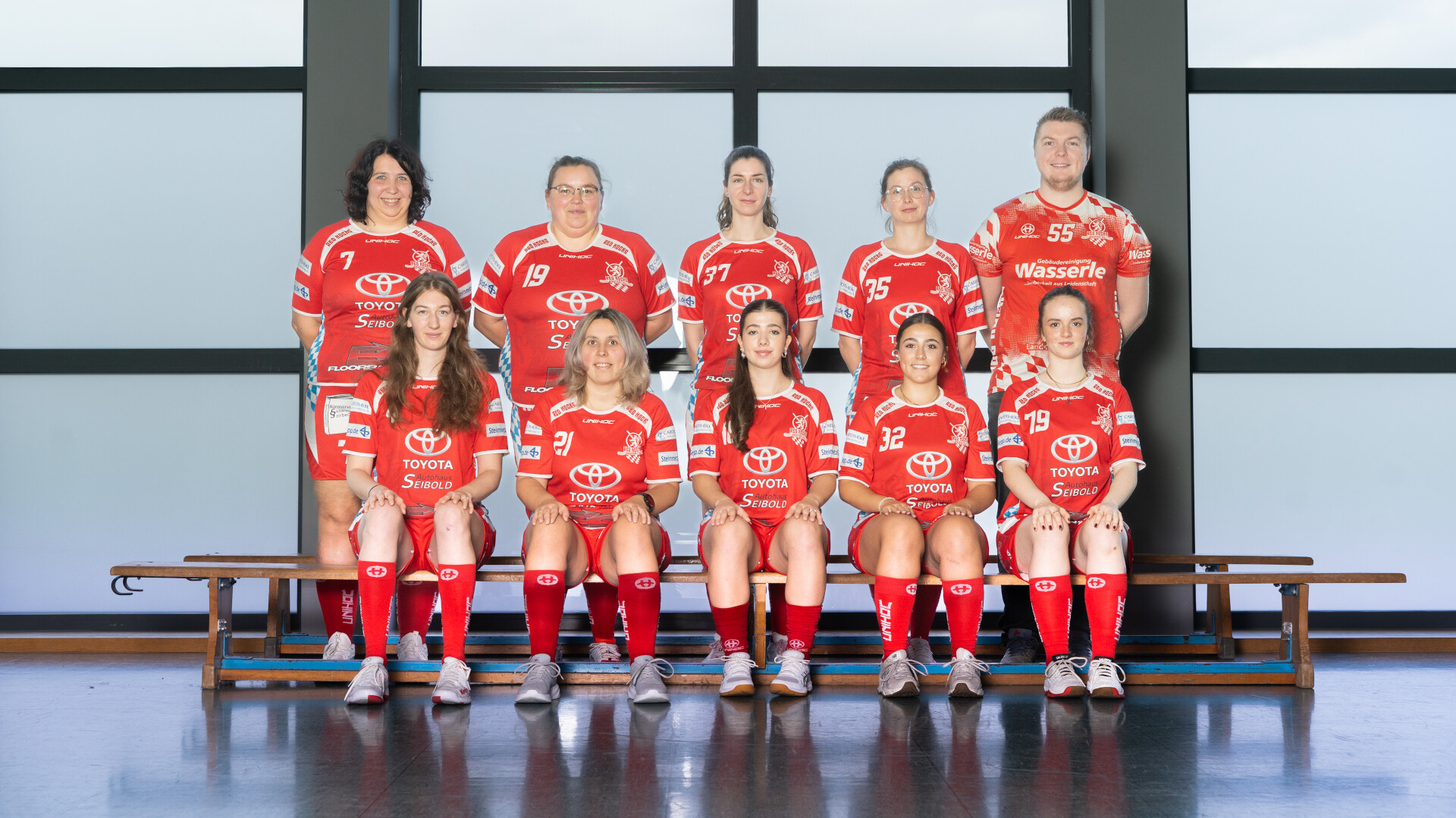 Damen in der Saison 2024/2025