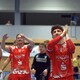 Jubel über sechs Punkte: Kapitän Benedikt Föhr und die Red Hocks behielten in gleich zwei ganz knappen Spielen die Oberhand. (Foto: Rubenwolf)