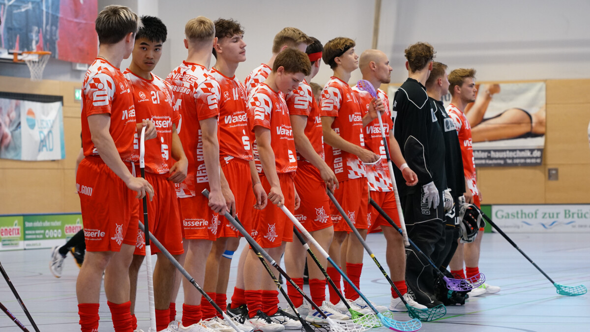 Die Red Hocks blicken dem nächsten Heimspiel entgegen. Am Samstag ist der UHC Döbeln zu Gast, Spielbeginn ist um 18 Uhr. (Foto: Finkenzeller) Die Red Hocks blicken dem nächsten Heimspiel entgegen. Am Samstag ist der UHC Döbeln zu Gast, Spielbeginn ist um 18 Uhr. (Foto: Finkenzeller)