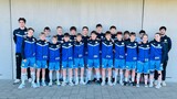 Mit Julius Harbich (vorne links), Moritz Trieb (hinten, 5. v. links), Felix Rist (vorne, 2. v. Links) und Rafael Wipfler (hinten, 2. v. Rechts) waren vier Red Hocks bei den Freundschaftsspielen der süddeutschen U15 in der Schweiz dabei. (Foto: Rimmelspacher)