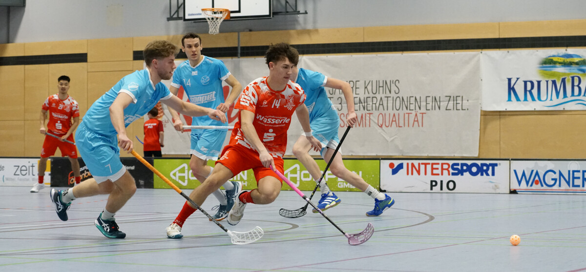 John Blümke und die U19 der Red Hocks Kaufering treten bei der Deutschen Meisterschaft in Darmstadt an. (Foto: Finkenzeller) John Blümke und die U19 der Red Hocks Kaufering treten bei der Deutschen Meisterschaft in Darmstadt an. (Foto: Finkenzeller)
