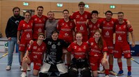 Mit Siegen über den FBC München und den SV Amendingen blickt die Kleinfeldmannschaft der Red Hocks auf einen gelungenen Heimspieltag. (Foto: Privat)
